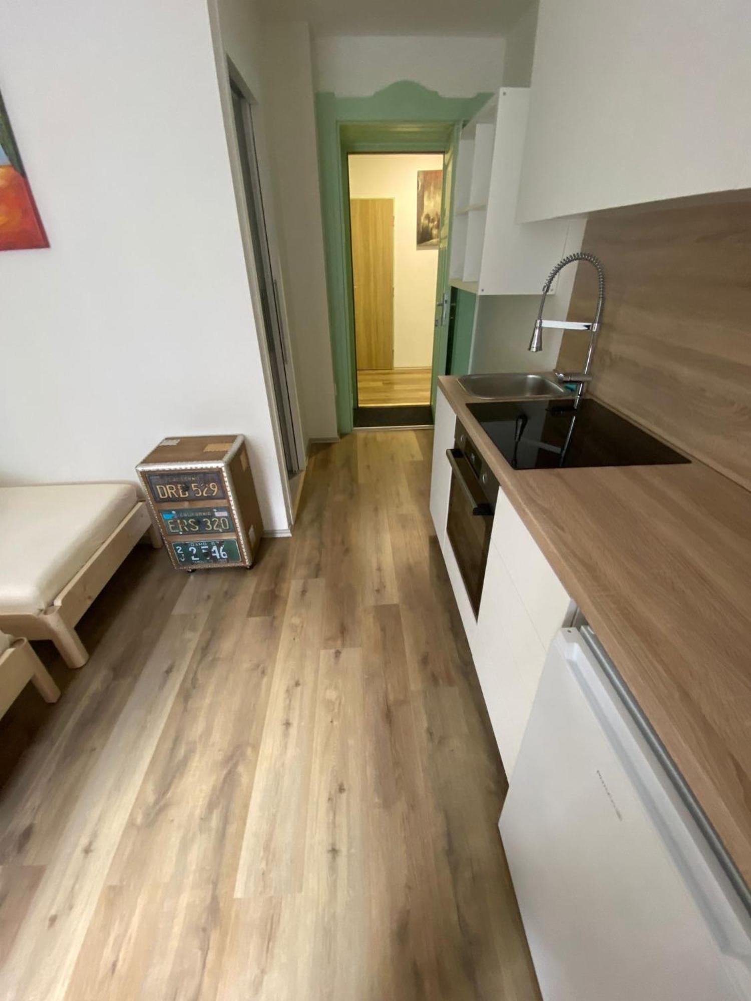 Garsoniera Ostrava City Centr, Na Hradbach 118 Bagian luar foto