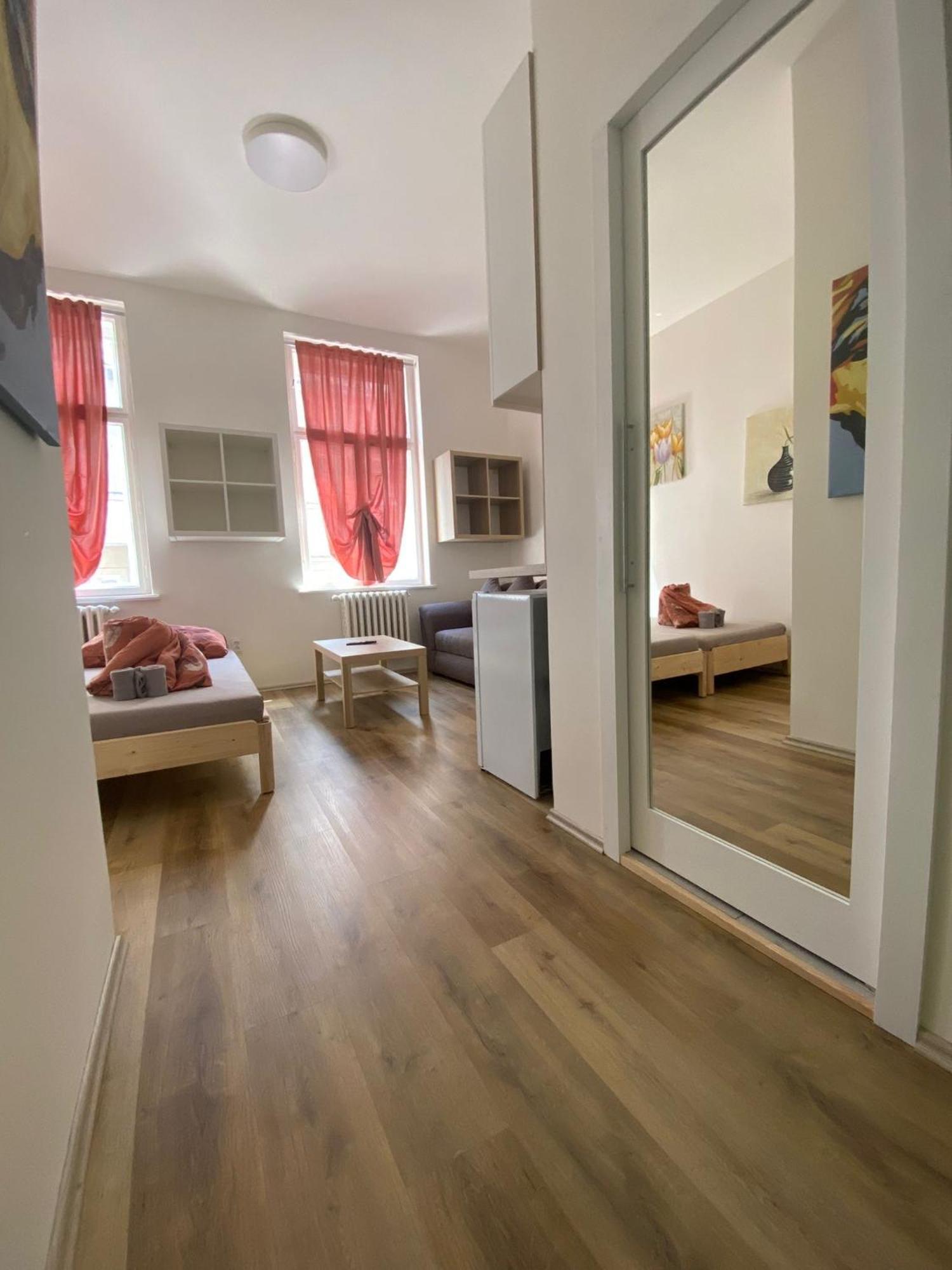 Garsoniera Ostrava City Centr, Na Hradbach 118 Bagian luar foto
